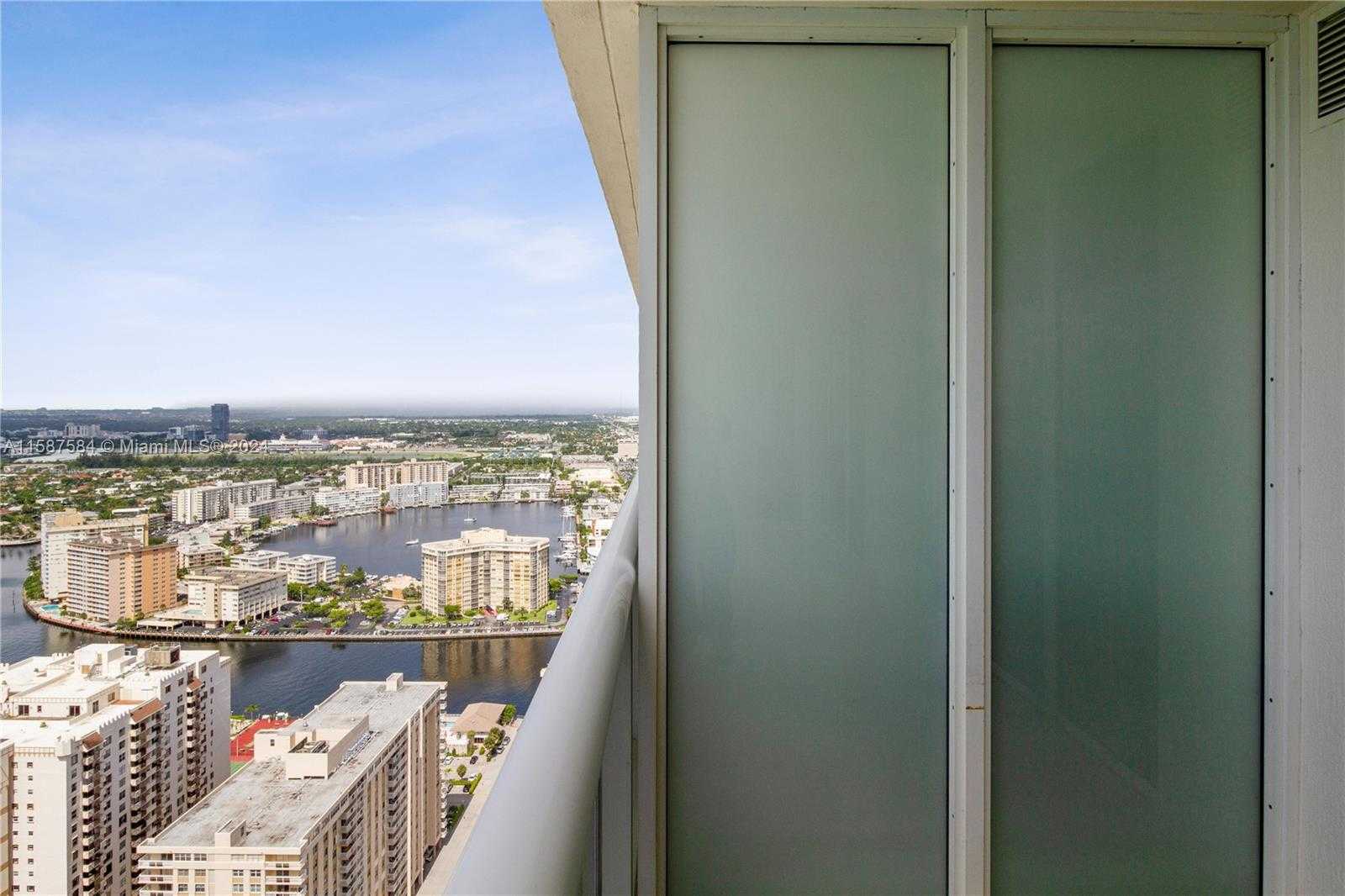 Small Image of 1830 SOUTH OCEAN DR #4204, Hallandale Beach Number 25