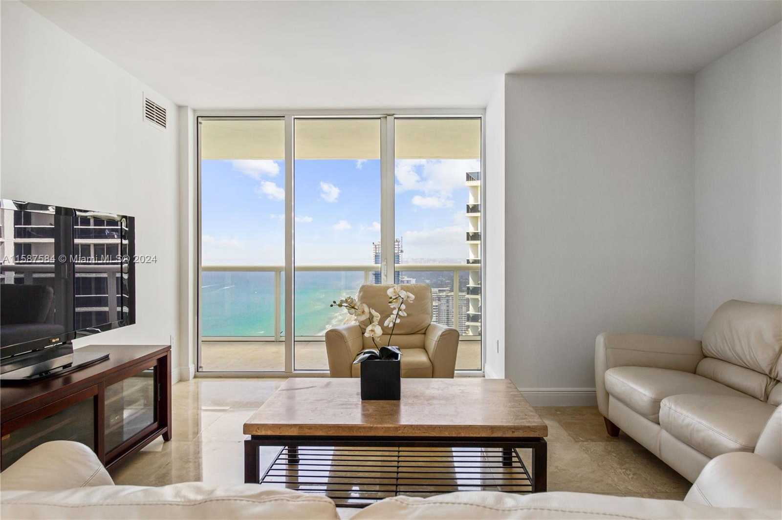 Small Image of 1830 SOUTH OCEAN DR #4204, Hallandale Beach Number 3