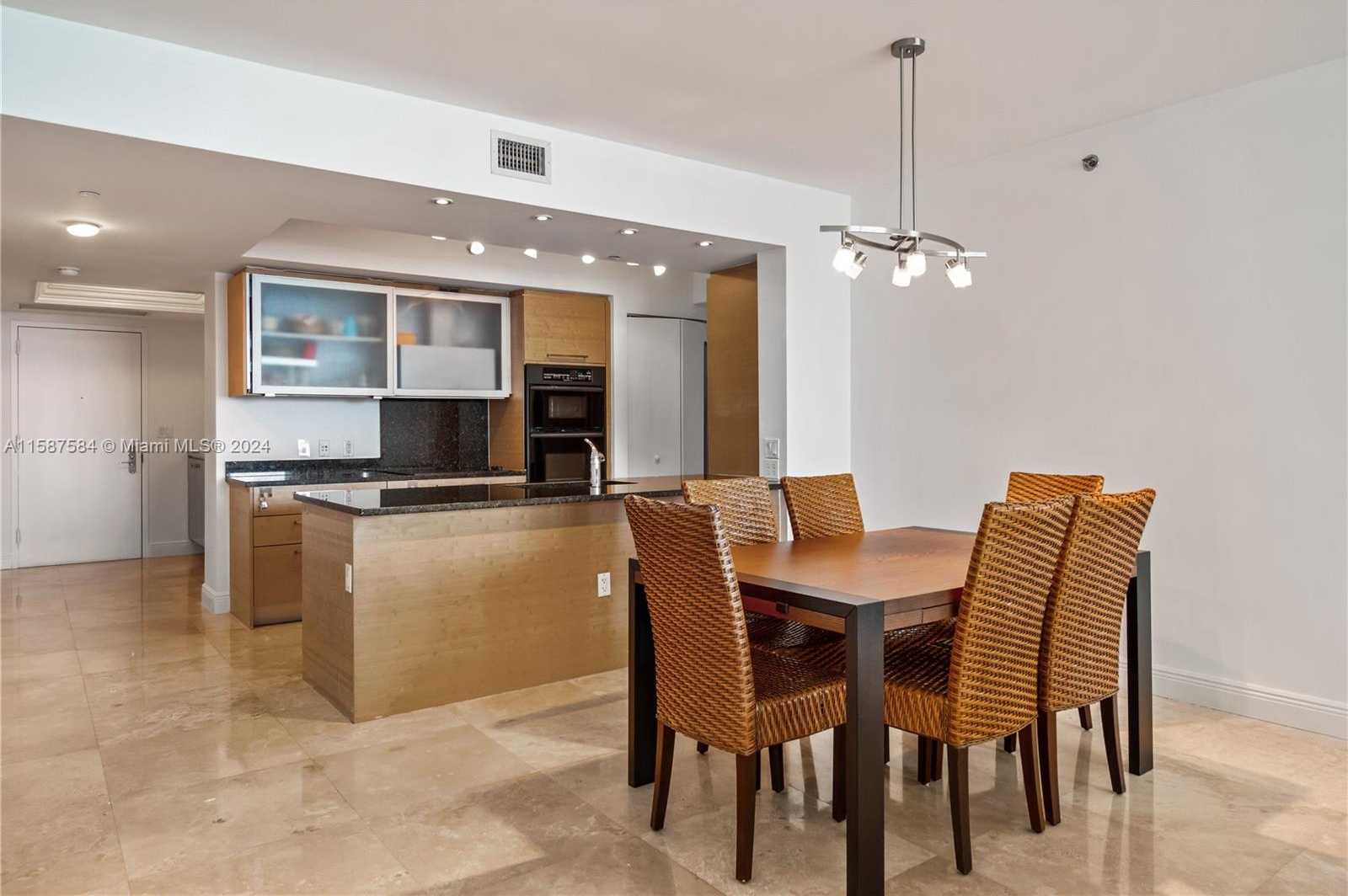 Small Image of 1830 SOUTH OCEAN DR #4204, Hallandale Beach Number 6