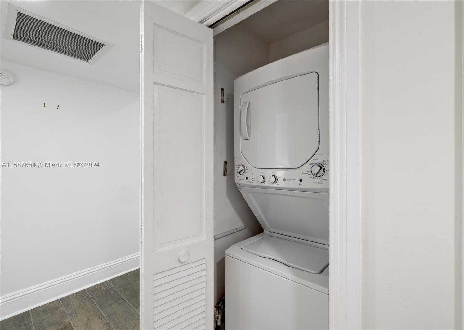 Small Image of 15122 FISHER ISLAND DR #15122, Miami Beach Number 23
