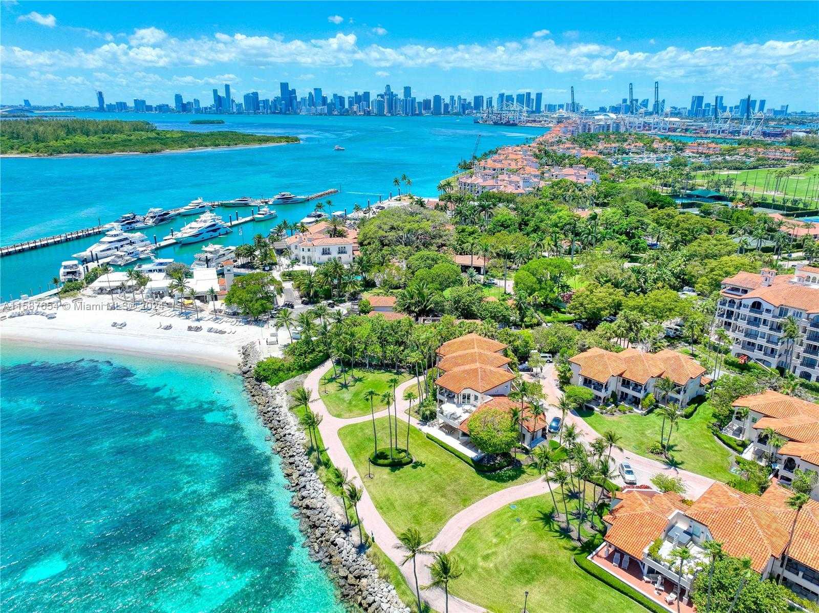 Small Image of 15122 FISHER ISLAND DR #15122, Miami Beach Number 53