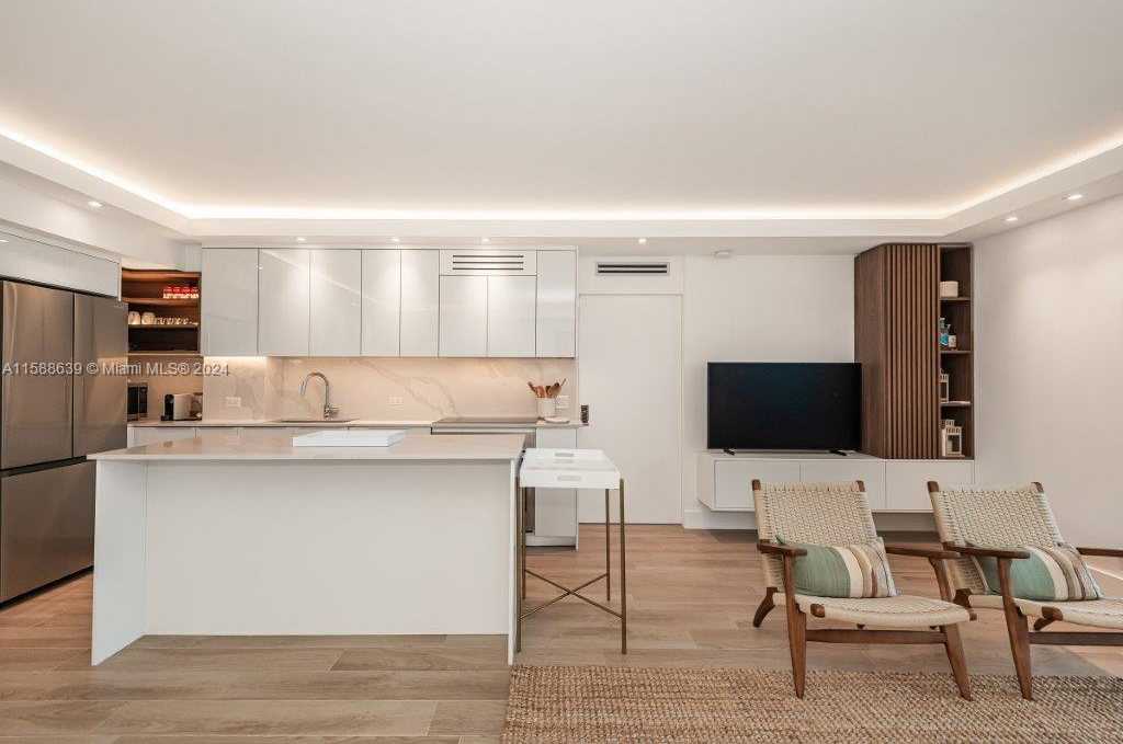 Small Image of 2301 COLLINS AVE #837, Miami Beach Number 12