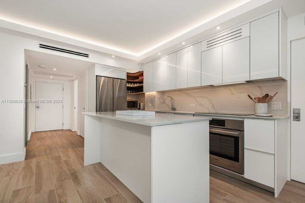 Small Image of 2301 COLLINS AVE #837, Miami Beach Number 13