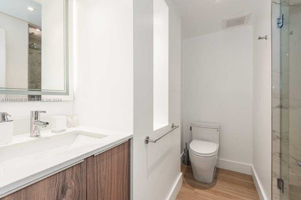 Small Image of 2301 COLLINS AVE #837, Miami Beach Number 28