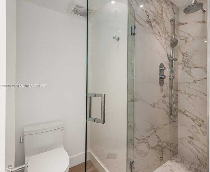 Small Image of 2301 COLLINS AVE #837, Miami Beach Number 29