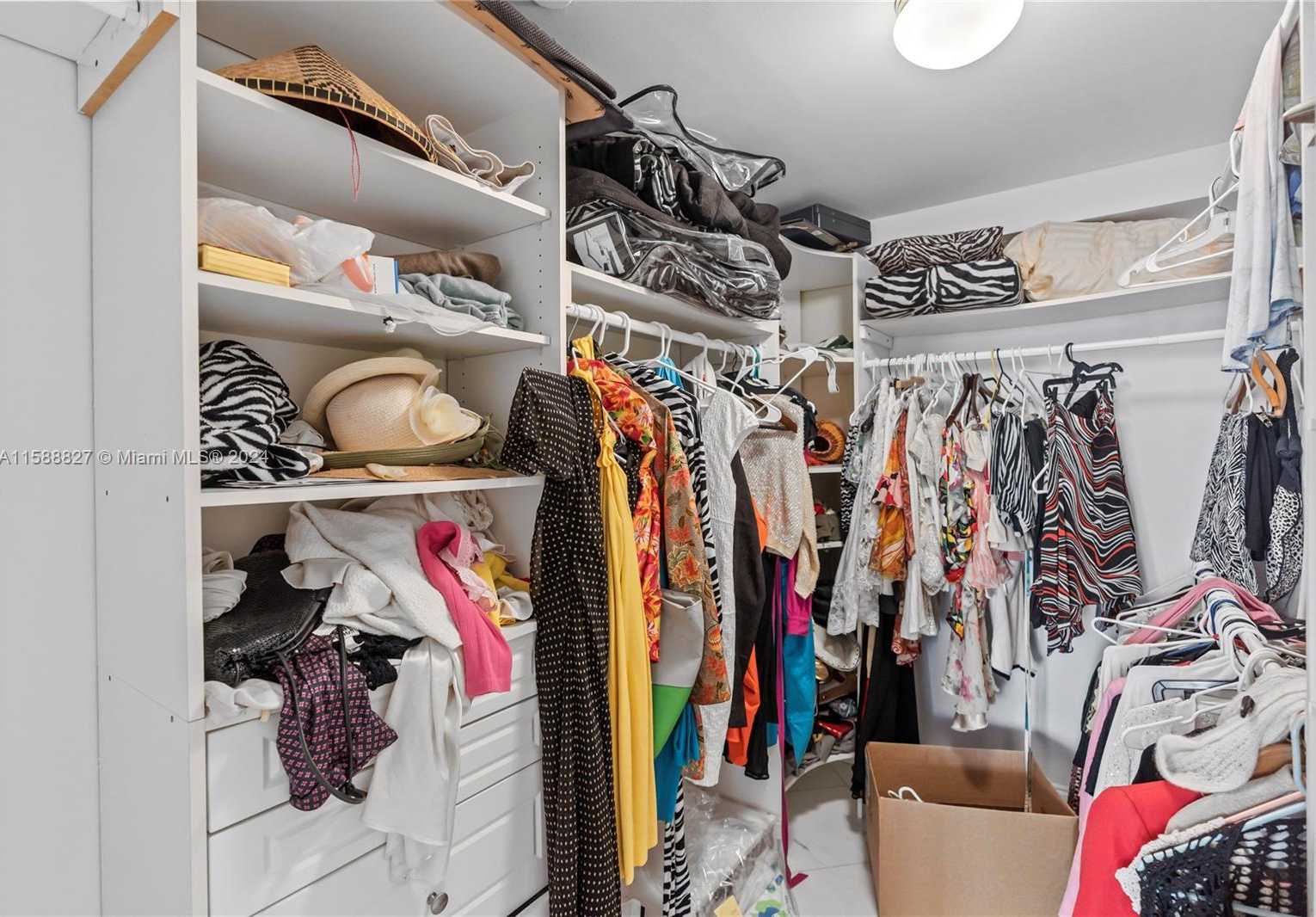 Small Image of 4775 COLLINS AVE #2404, Miami Beach Number 27
