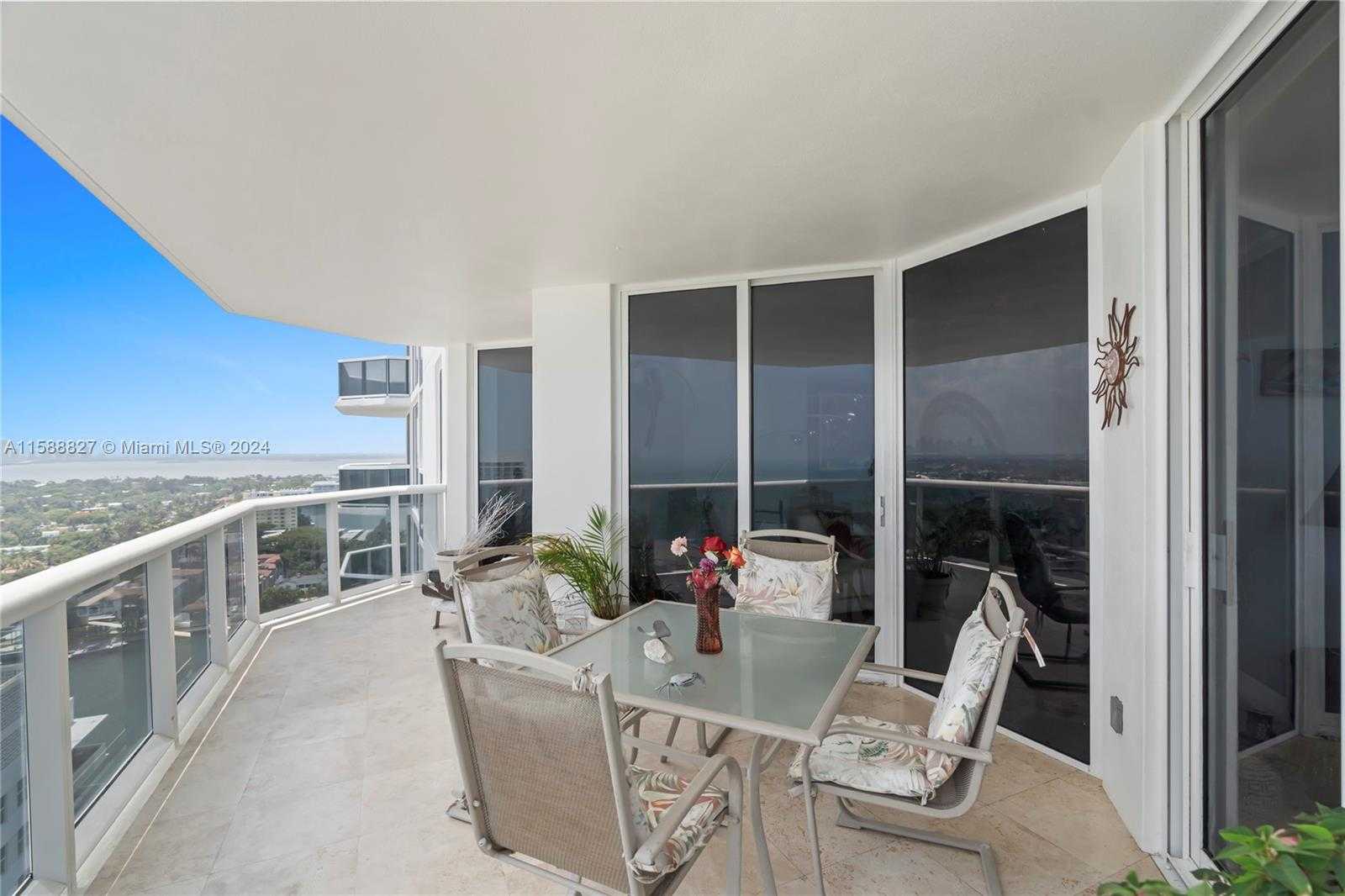 Small Image of 4775 COLLINS AVE #2404, Miami Beach Number 5