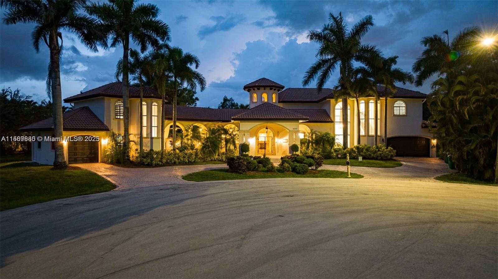 Small Image of 12000 NORTH WEST 6TH ST, Plantation Number 16