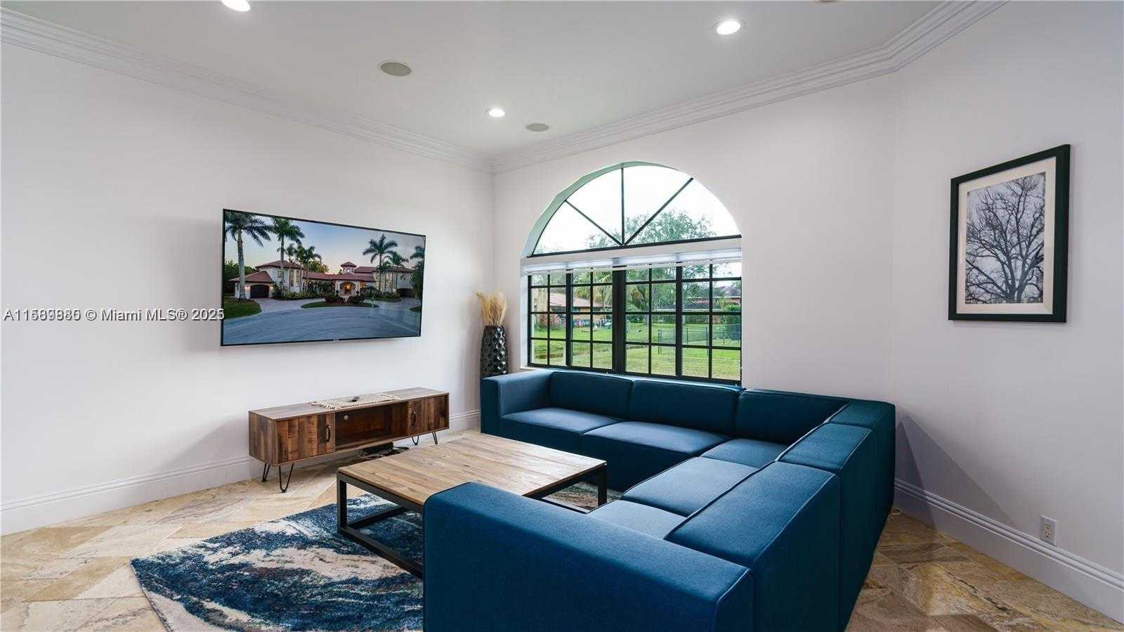 Small Image of 12000 NORTH WEST 6TH ST, Plantation Number 28