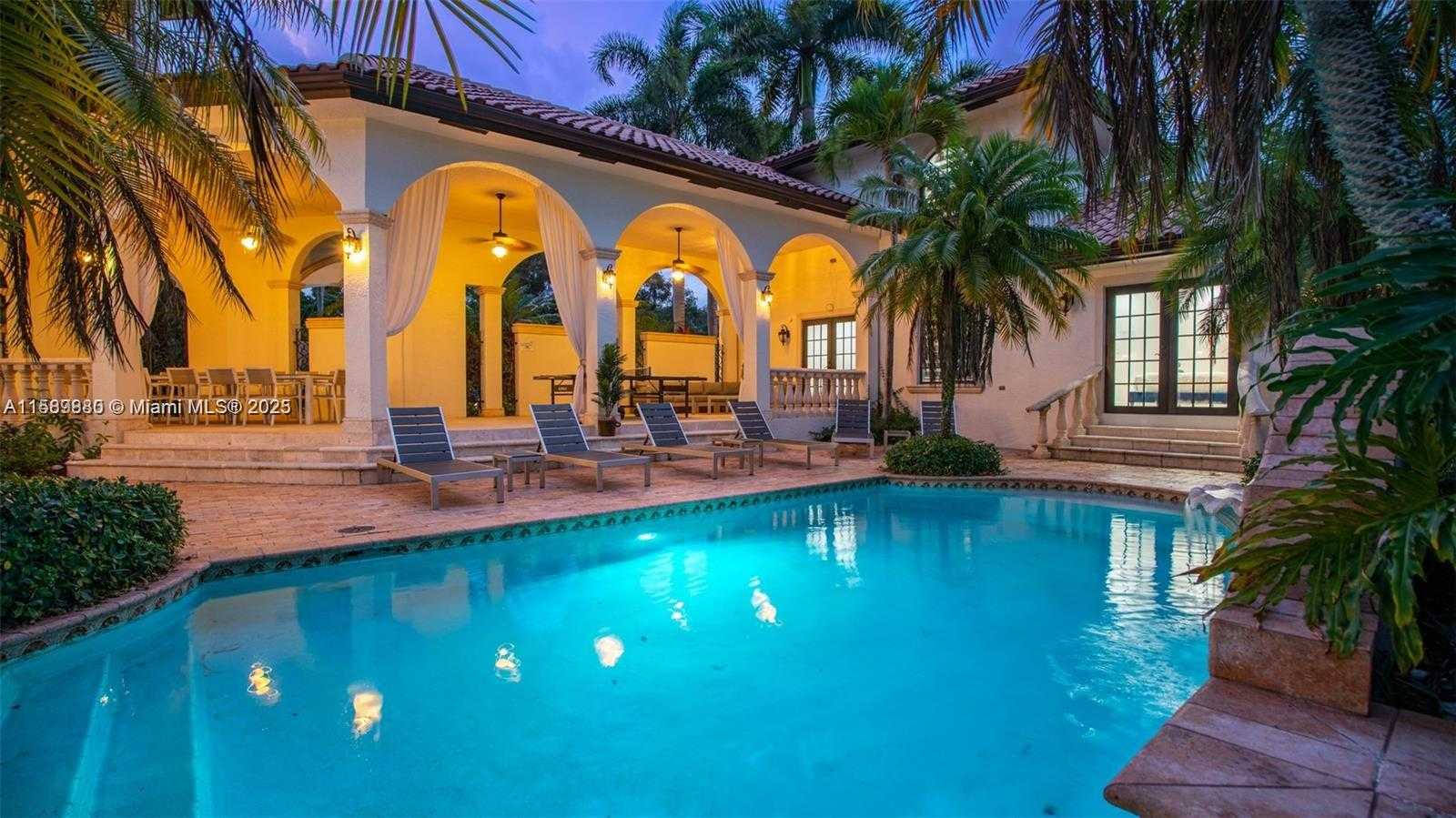 Small Image of 12000 NORTH WEST 6TH ST, Plantation Number 31