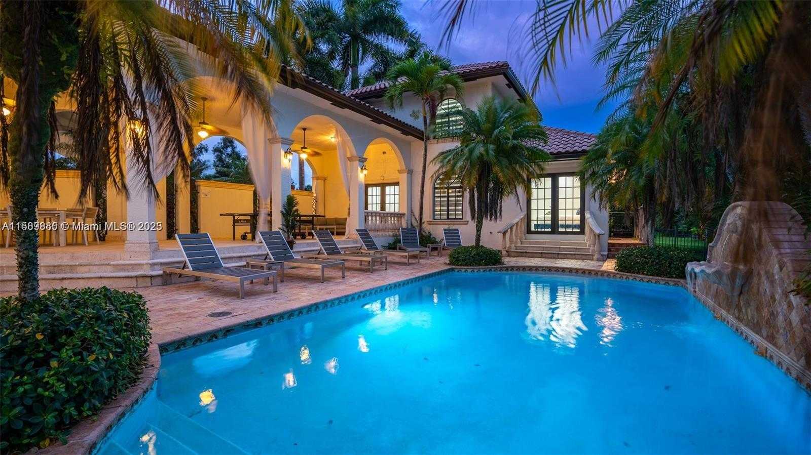 Small Image of 12000 NORTH WEST 6TH ST, Plantation Number 33