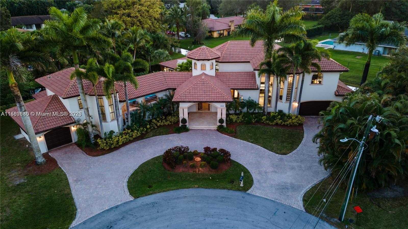 Small Image of 12000 NORTH WEST 6TH ST, Plantation Number 34