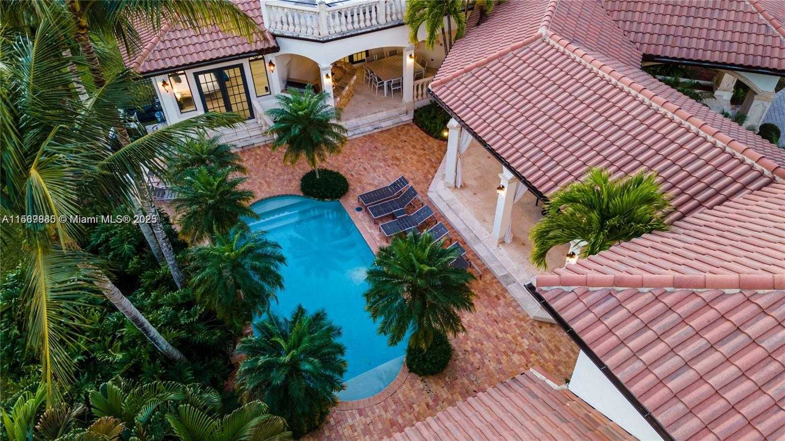 Small Image of 12000 NORTH WEST 6TH ST, Plantation Number 36