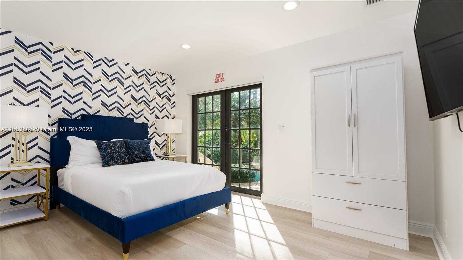Small Image of 12000 NORTH WEST 6TH ST, Plantation Number 48