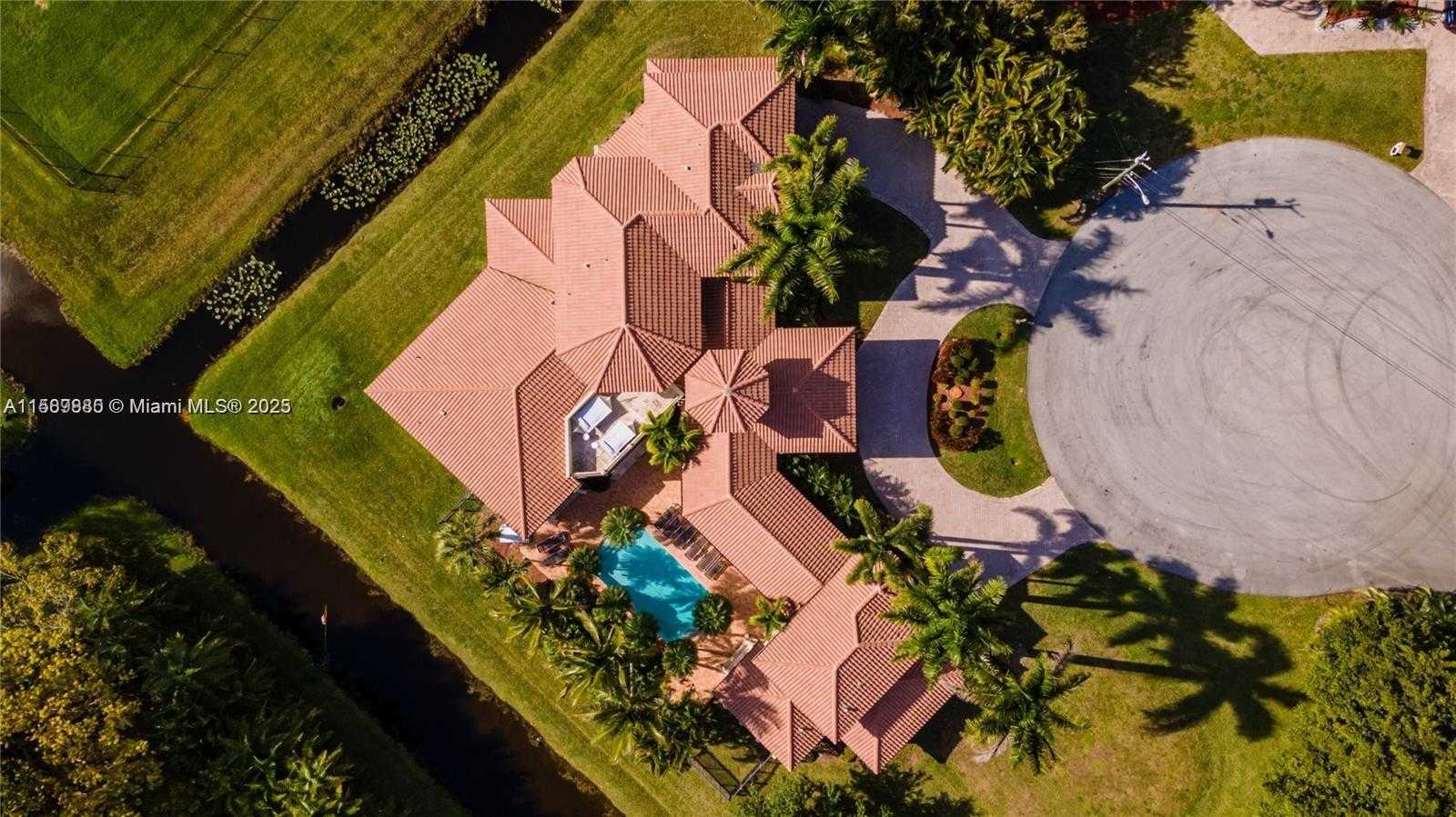 Small Image of 12000 NORTH WEST 6TH ST, Plantation Number 6