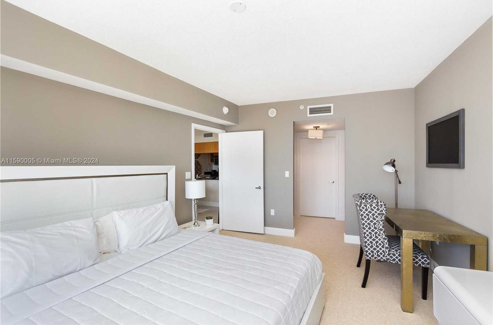 Small Image of 1750 NORTH BAYSHORE DR #3512, Miami Number 13