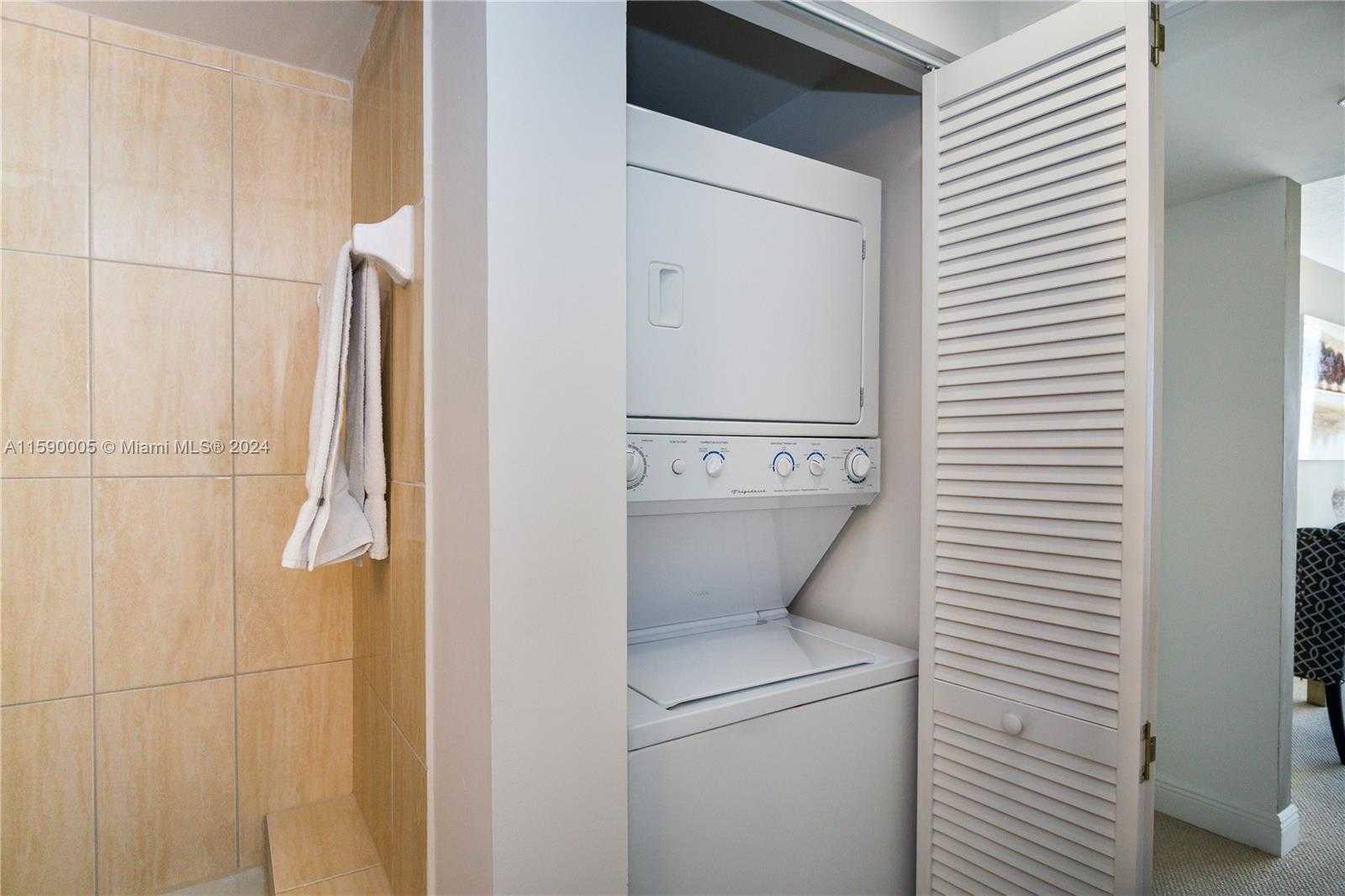 Small Image of 1750 NORTH BAYSHORE DR #3512, Miami Number 16