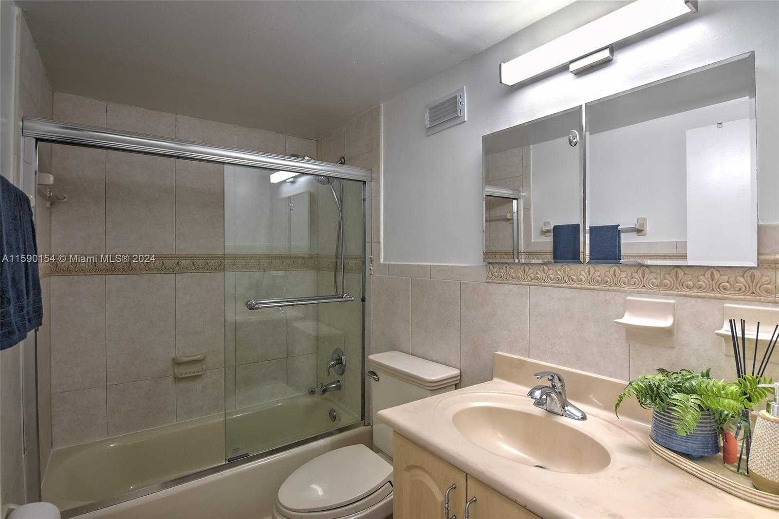 Small Image of 3725 SOUTH OCEAN DR #515, Hollywood Number 29