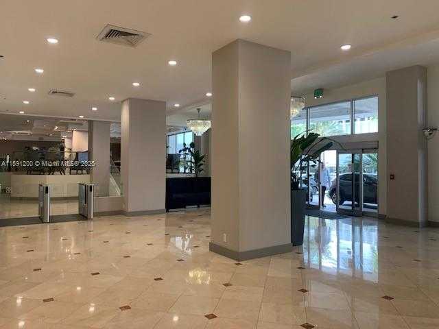 Small Image of 100 LINCOLN RD #1434, Miami Beach Number 14