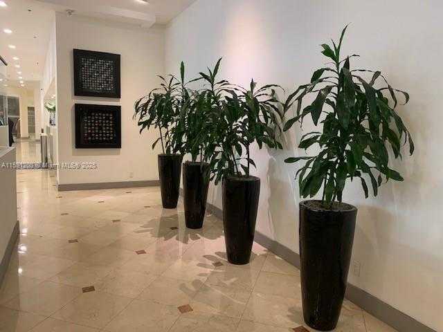 Small Image of 100 LINCOLN RD #1434, Miami Beach Number 22