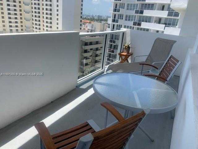 Small Image of 100 LINCOLN RD #1434, Miami Beach Number 8