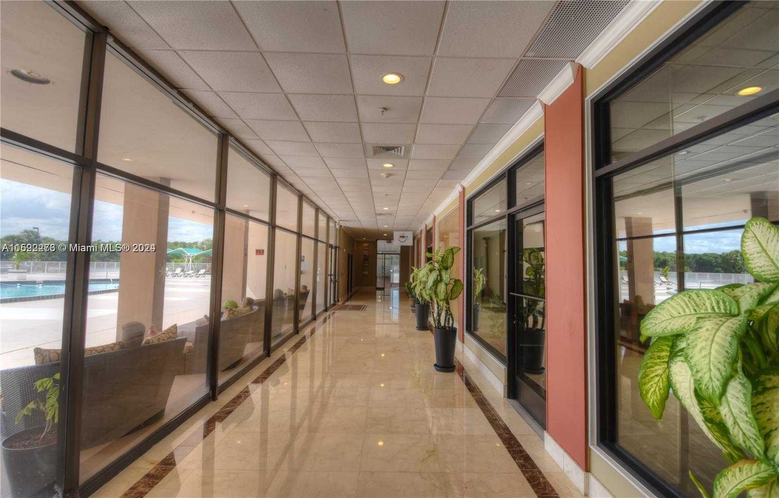 Small Image of 400 KINGS POINT DR #102, Sunny Isles Beach Number 22