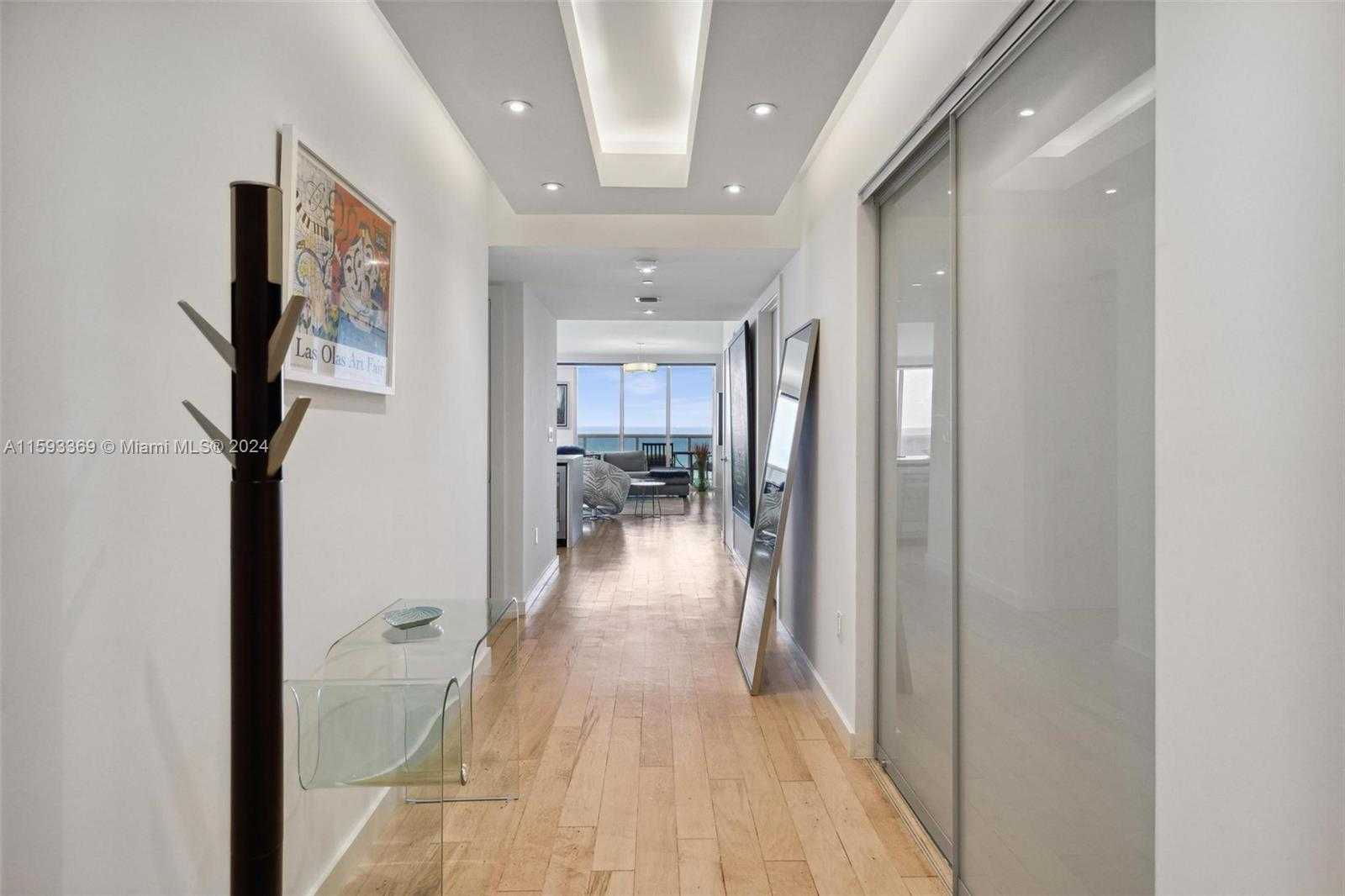 Small Image of 1800 SOUTH OCEAN DR #1401, Hallandale Beach Number 24