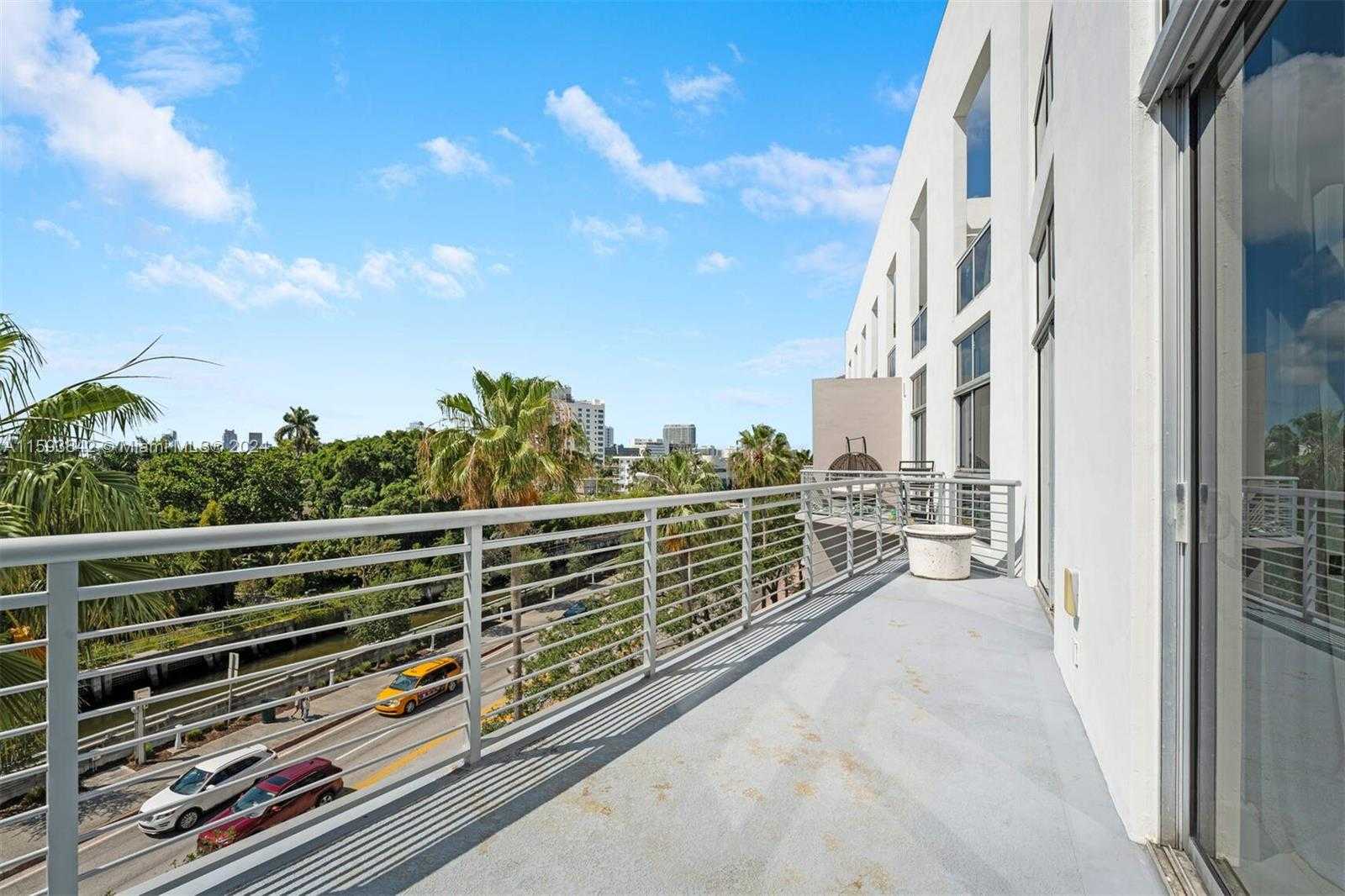 Small Image of 2001 MERIDIAN AVE #516, Miami Beach Number 16