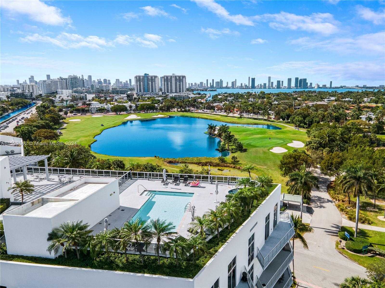 Small Image of 2001 MERIDIAN AVE #516, Miami Beach Number 18