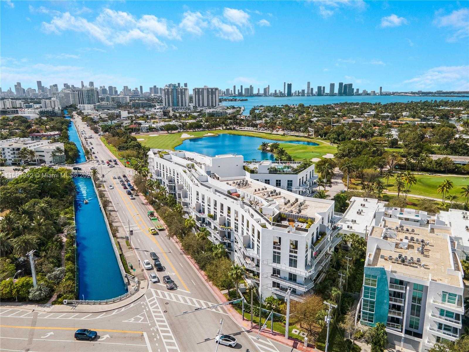 Small Image of 2001 MERIDIAN AVE #516, Miami Beach Number 25