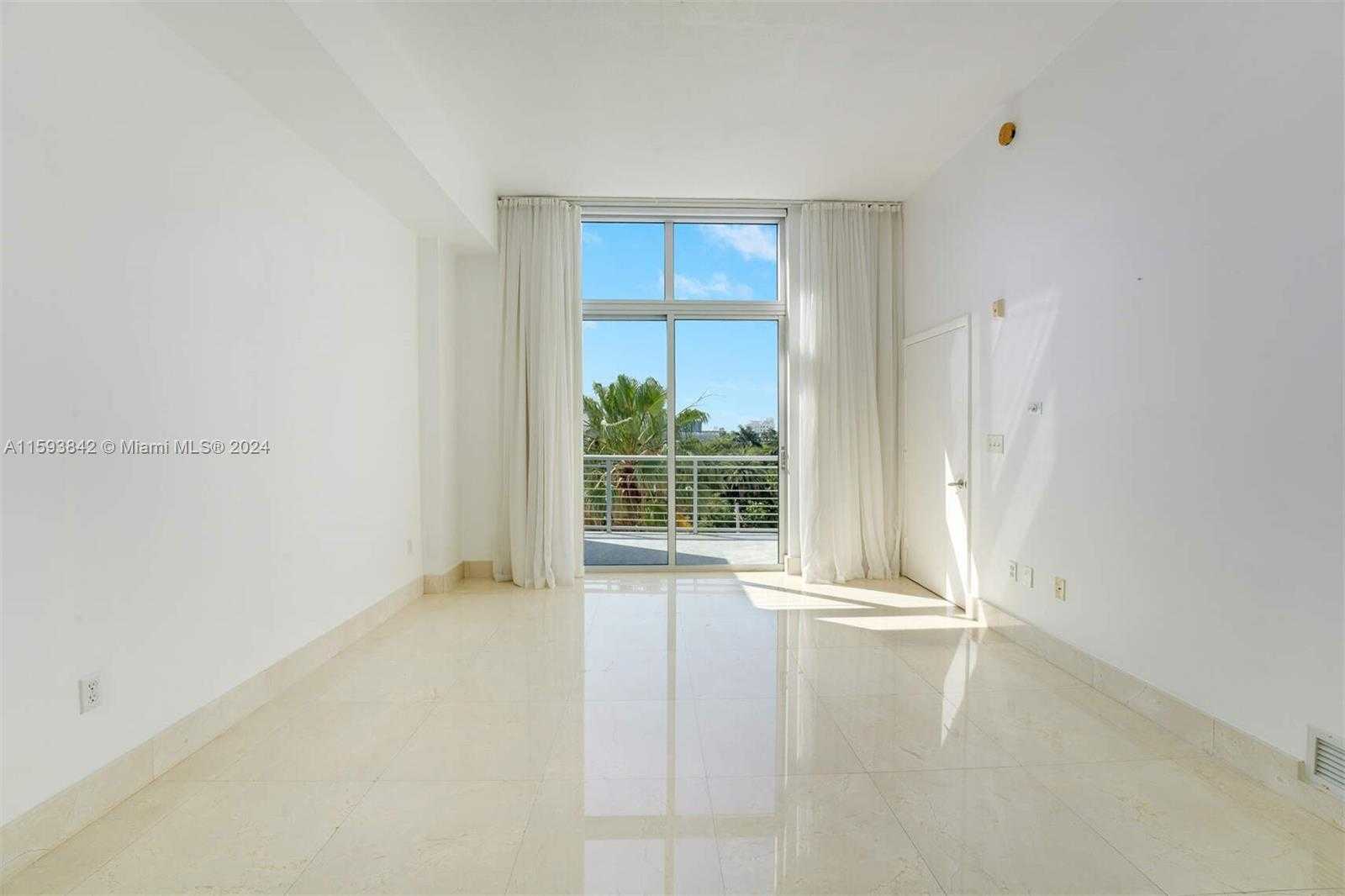 Small Image of 2001 MERIDIAN AVE #516, Miami Beach Number 7