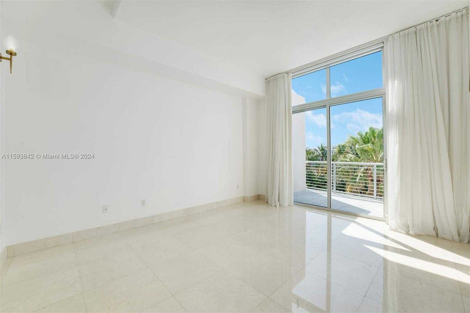 Small Image of 2001 MERIDIAN AVE #516, Miami Beach Number 8