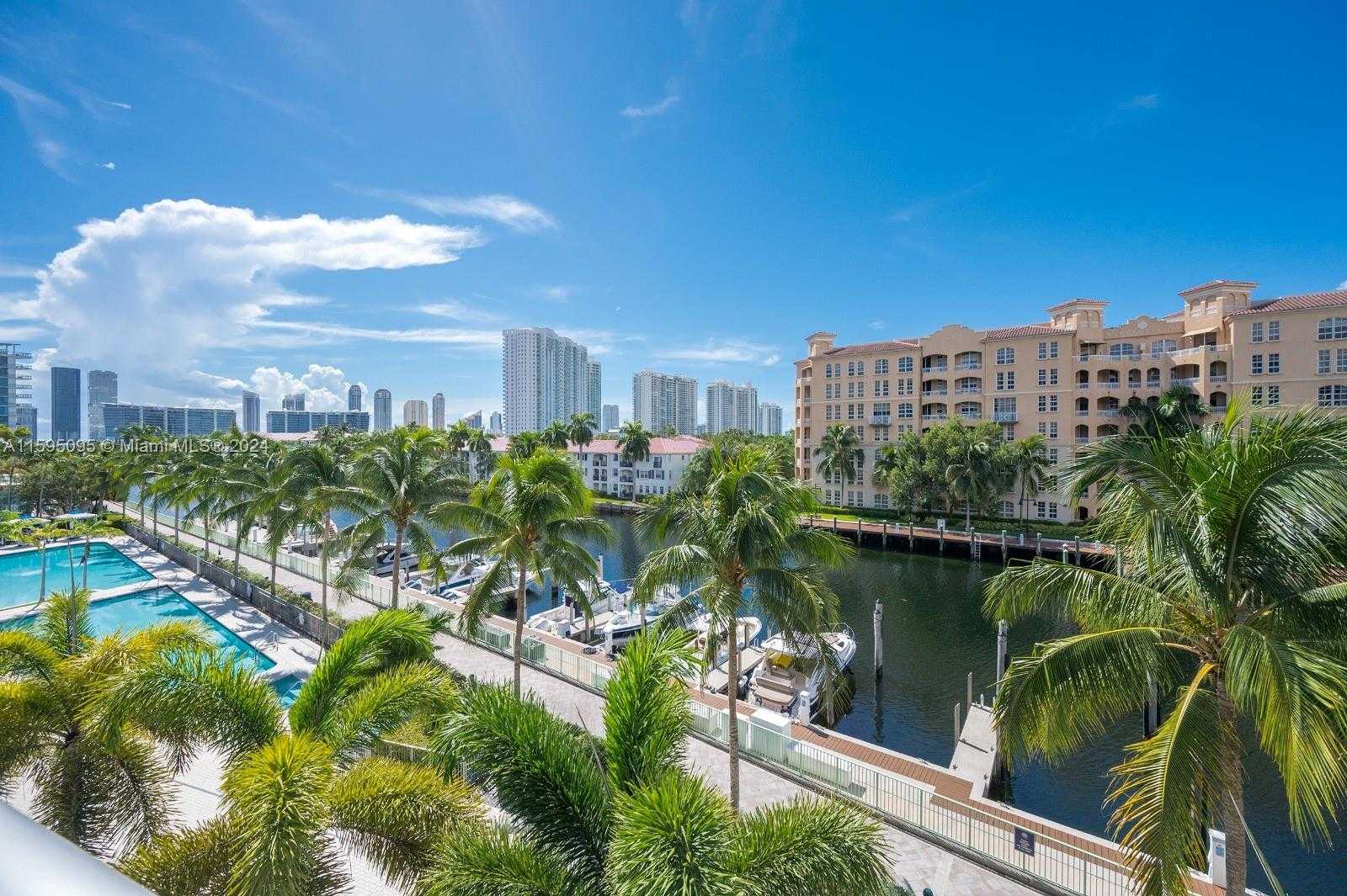 Small Image of Aventura Number 19