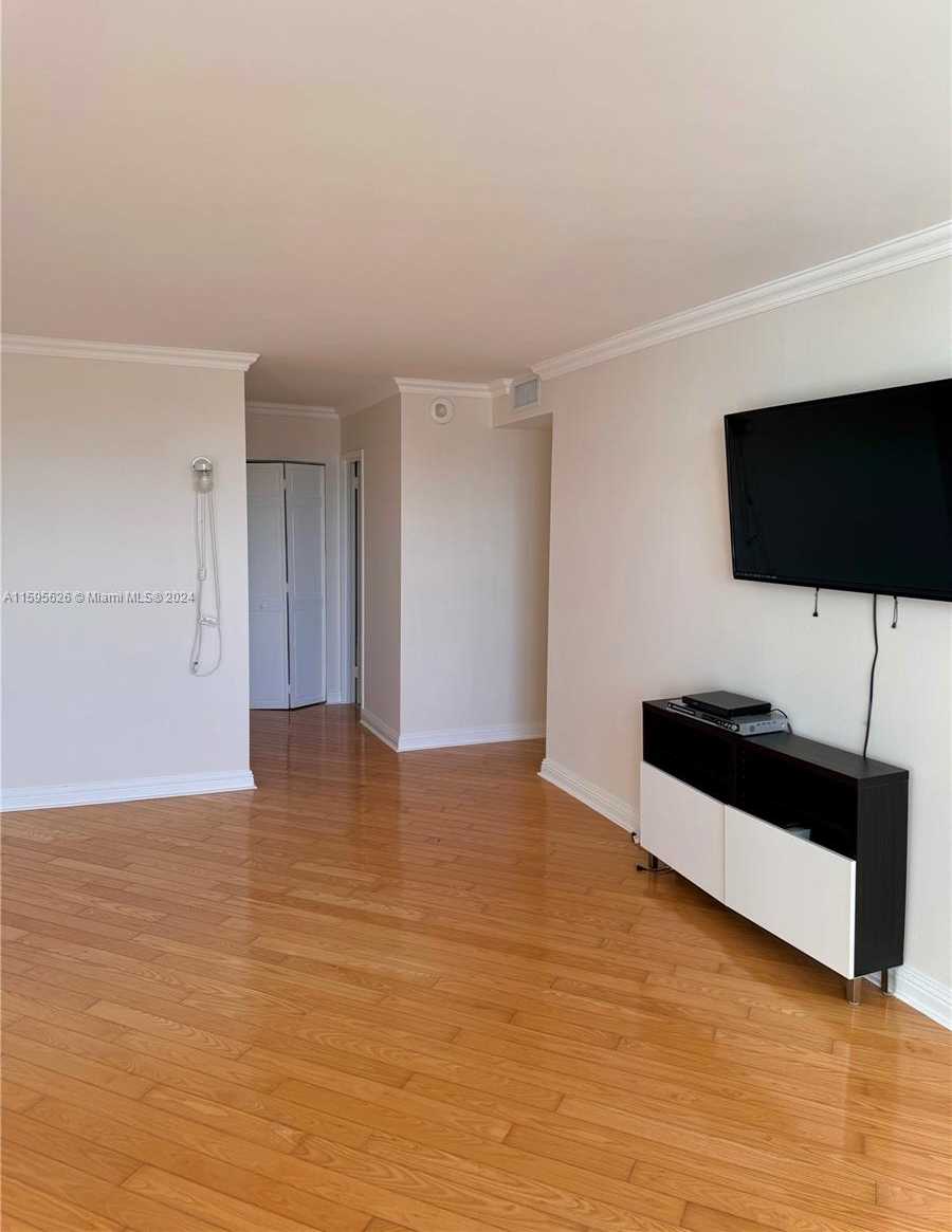 Small Image of 230 174TH ST #1602, Sunny Isles Beach Number 21