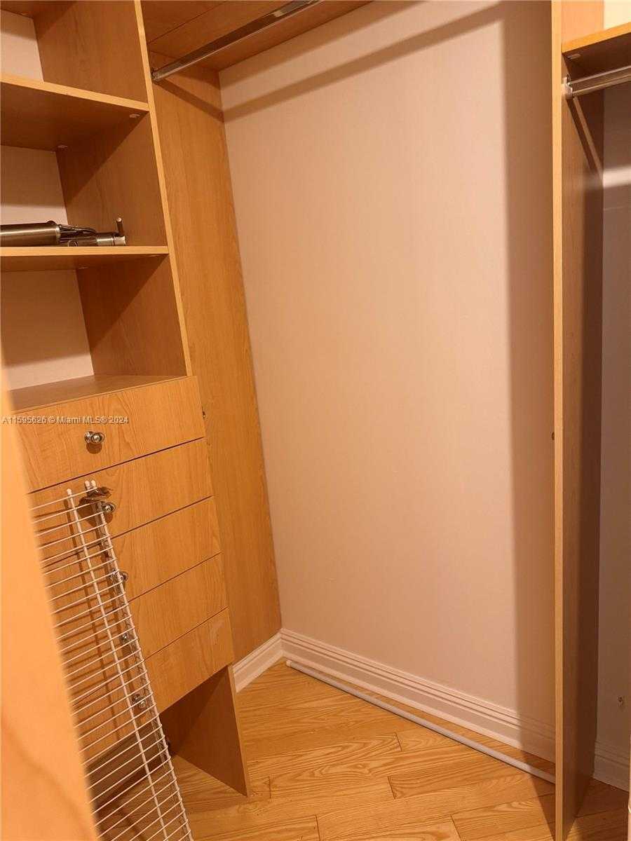 Small Image of 230 174TH ST #1602, Sunny Isles Beach Number 25
