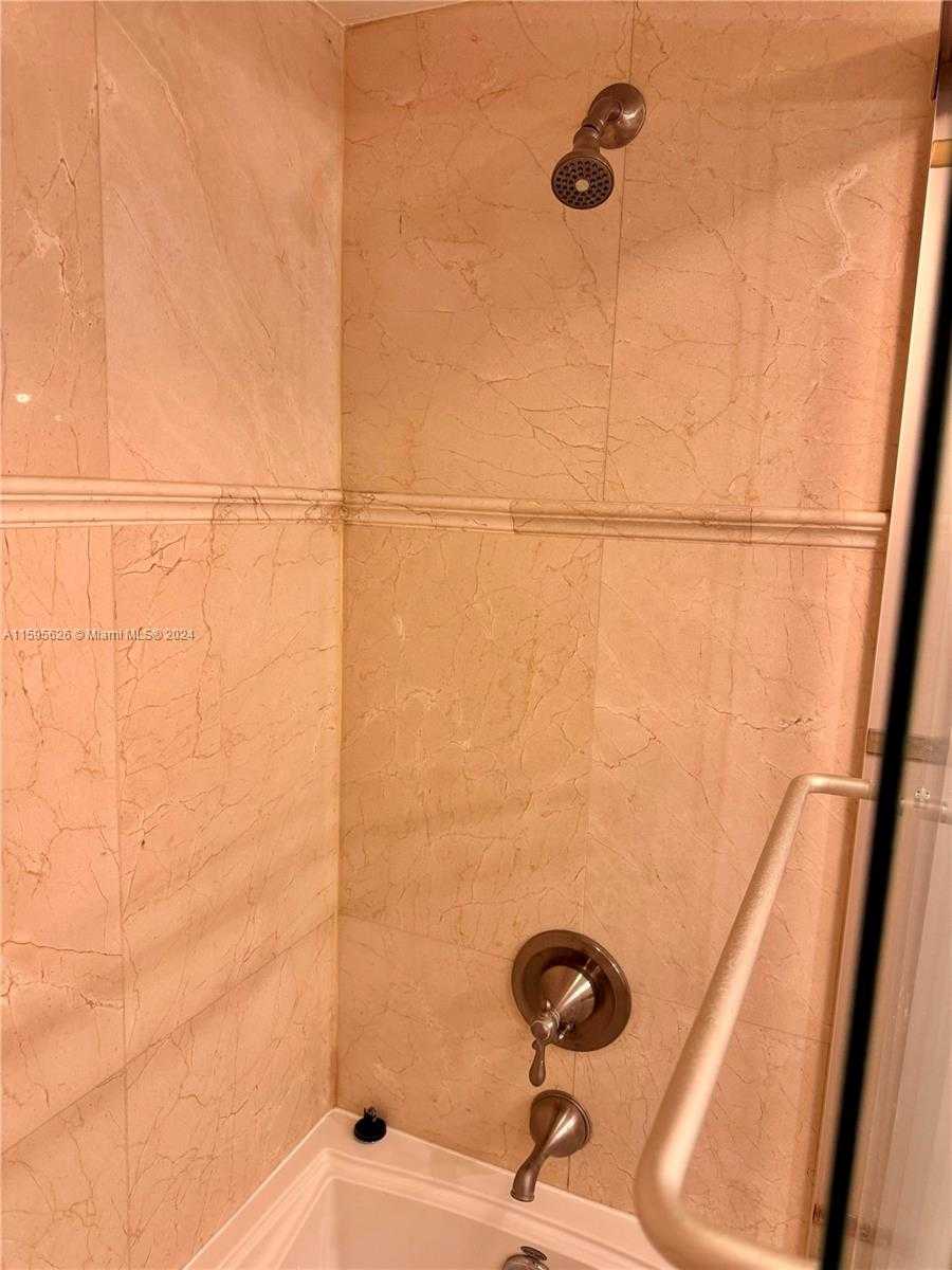 Small Image of 230 174TH ST #1602, Sunny Isles Beach Number 28