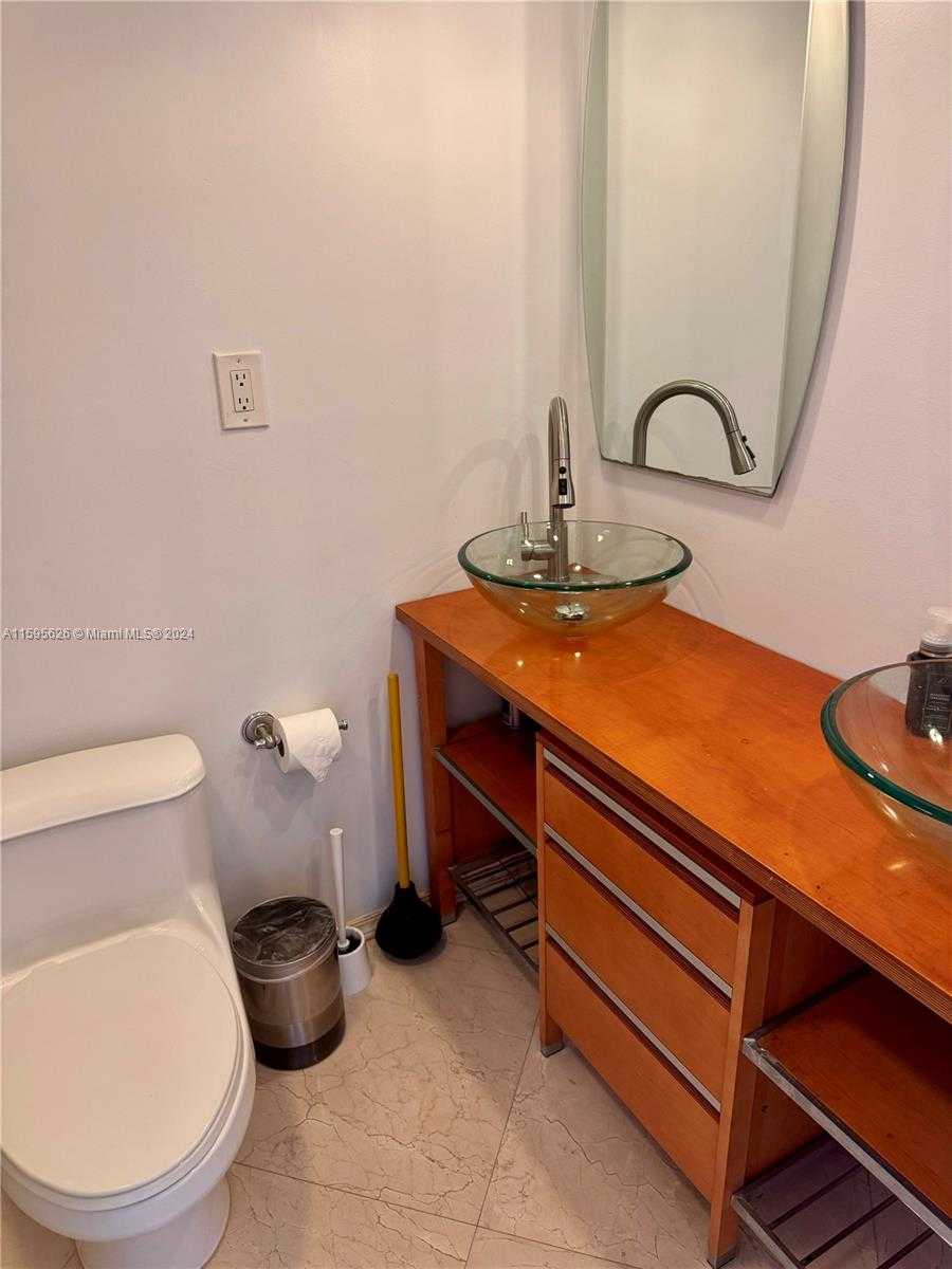 Small Image of 230 174TH ST #1602, Sunny Isles Beach Number 29