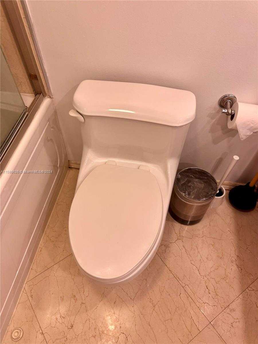 Small Image of 230 174TH ST #1602, Sunny Isles Beach Number 30