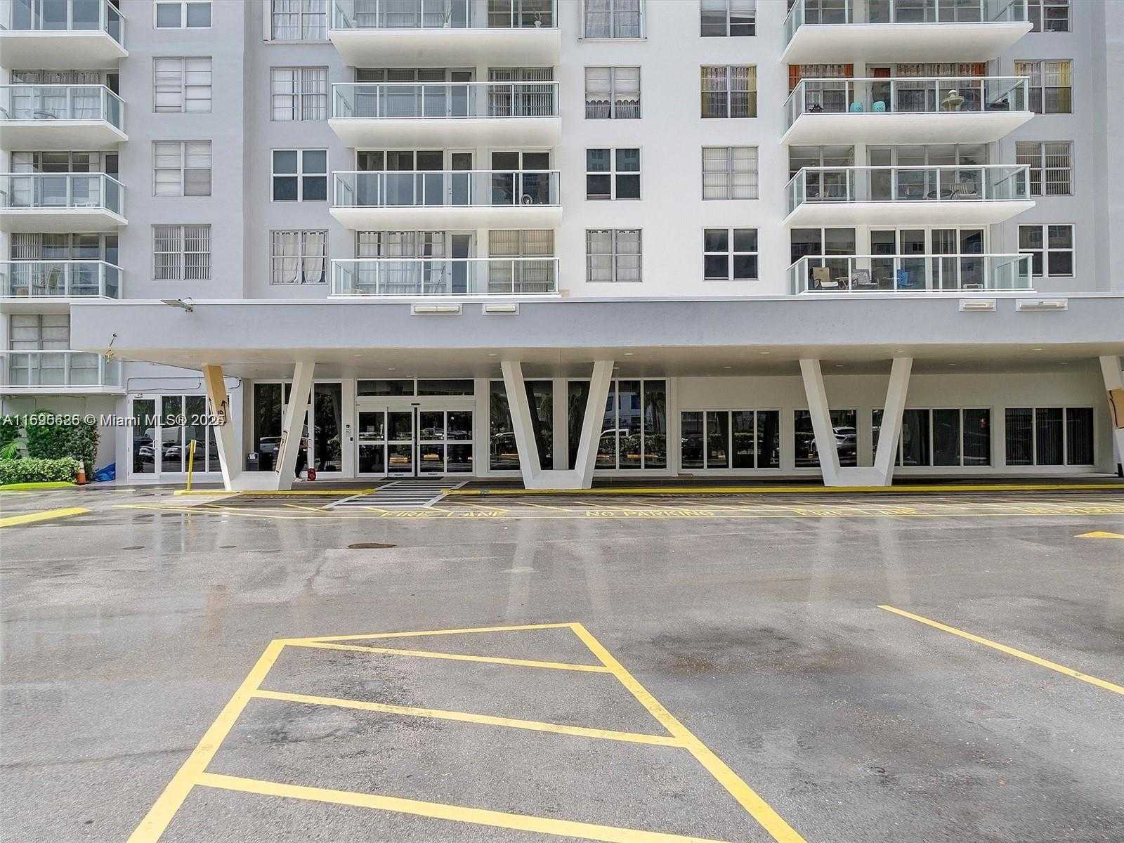 Small Image of 230 174TH ST #1602, Sunny Isles Beach Number 35