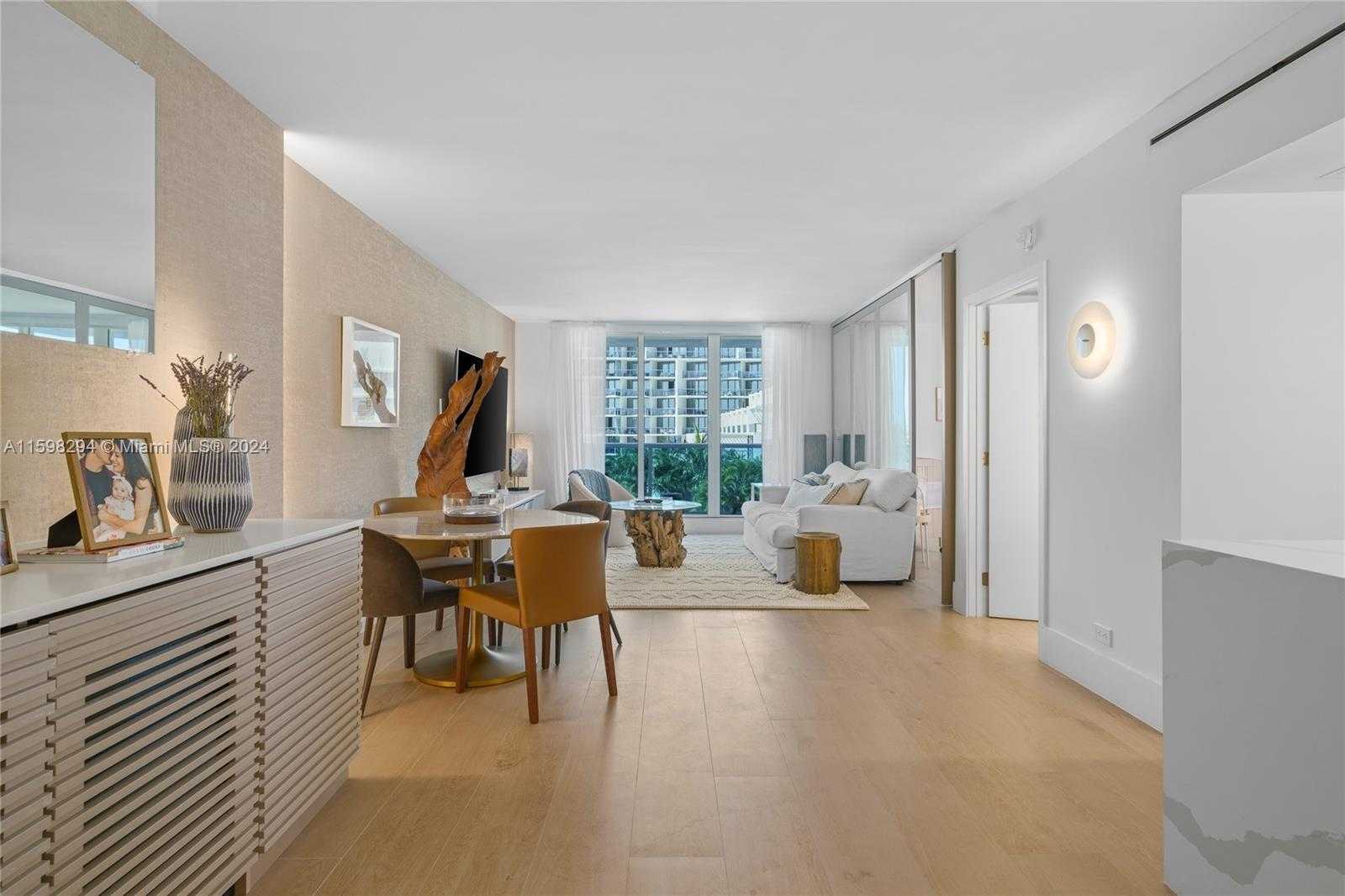 Small Image of 2301 COLLINS AVE #407, Miami Beach Number 13