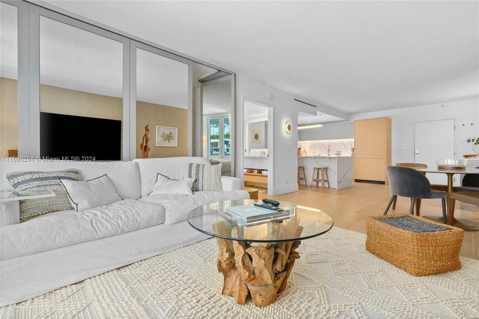 Small Image of 2301 COLLINS AVE #407, Miami Beach Number 18