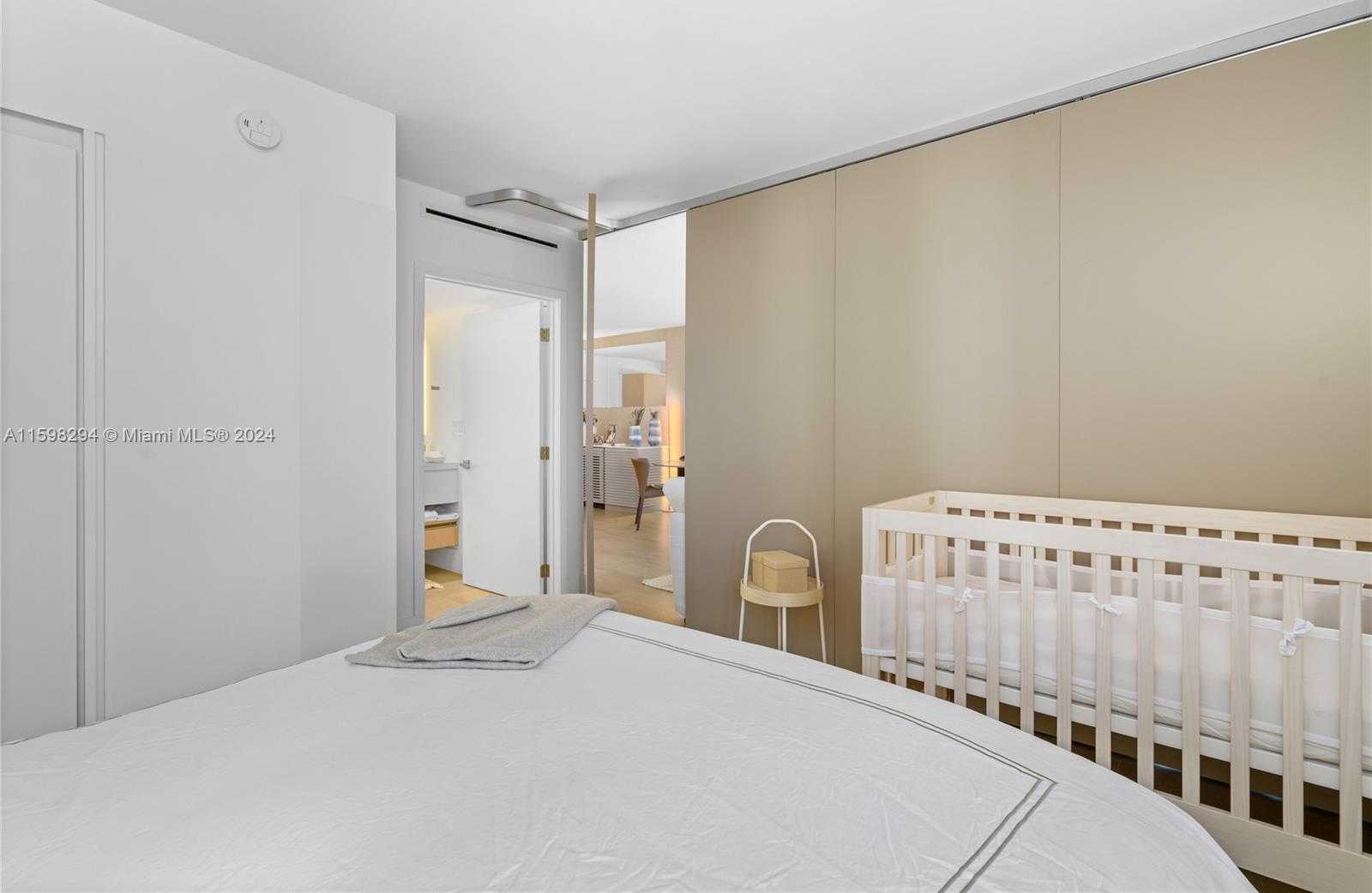 Small Image of 2301 COLLINS AVE #407, Miami Beach Number 23