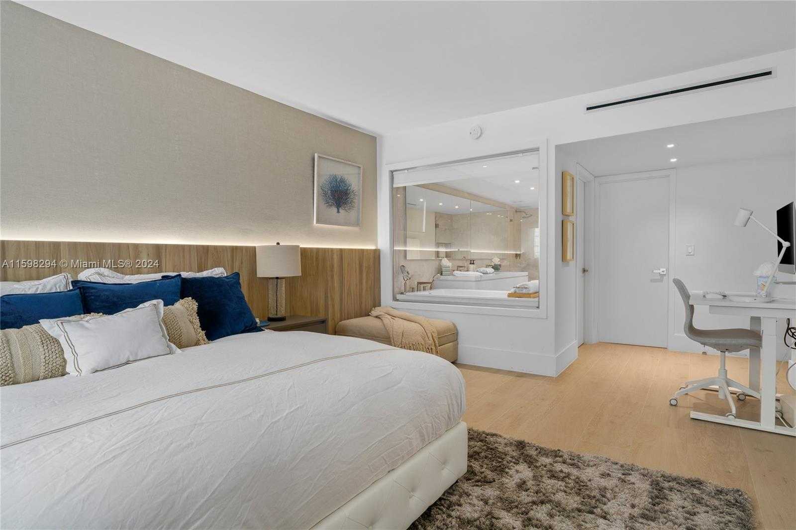 Small Image of 2301 COLLINS AVE #407, Miami Beach Number 32
