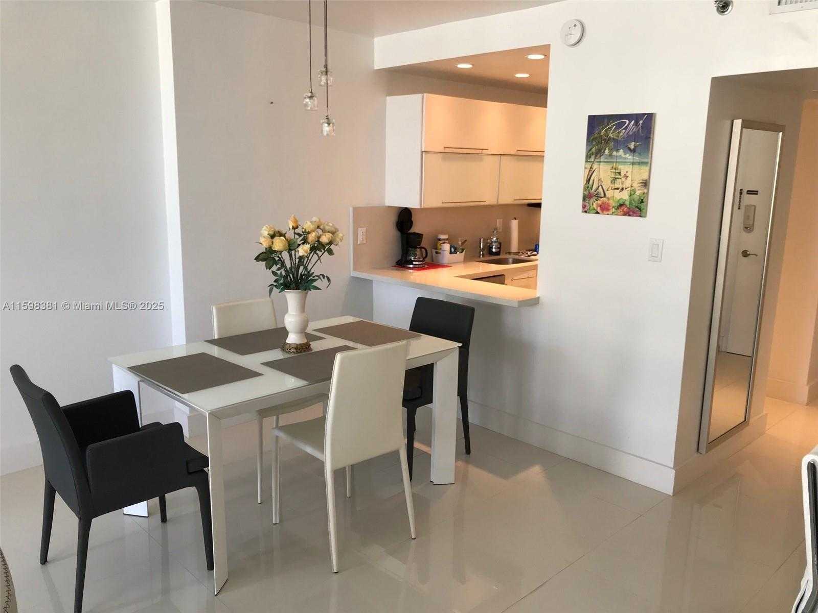 Small Image of 100 LINCOLN RD #808, Miami Beach Number 12