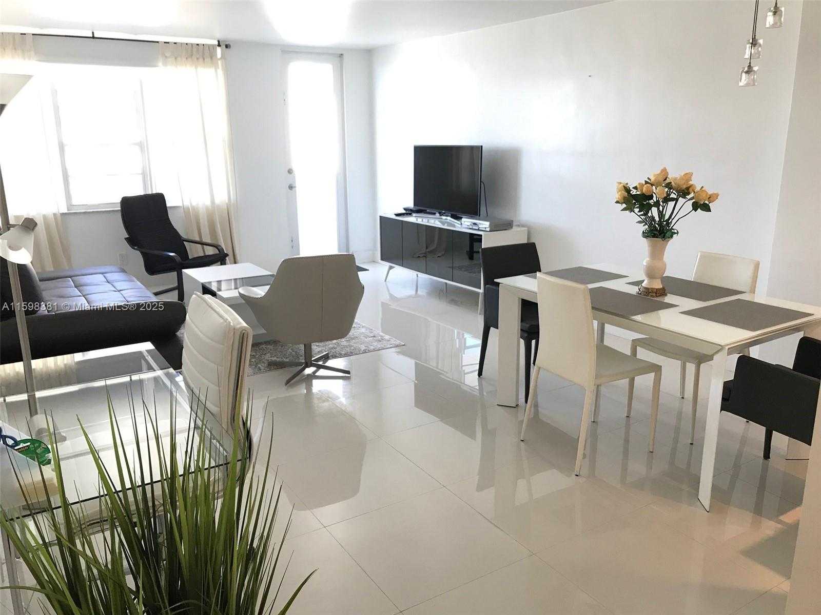 Small Image of 100 LINCOLN RD #808, Miami Beach Number 13