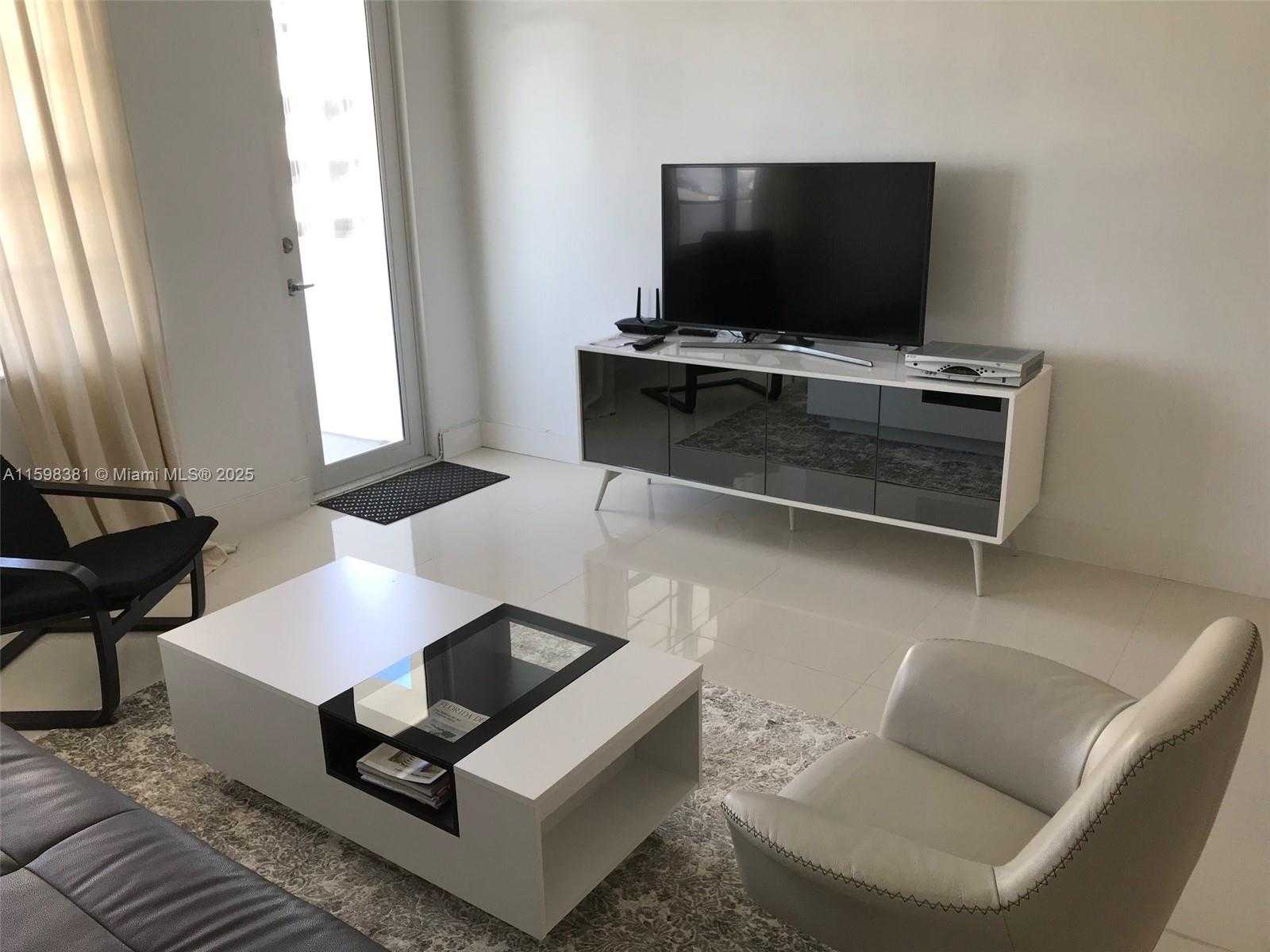 Small Image of 100 LINCOLN RD #808, Miami Beach Number 5