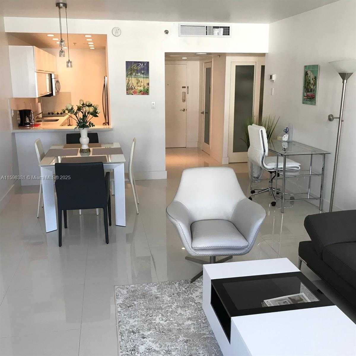 Small Image of 100 LINCOLN RD #808, Miami Beach Number 6