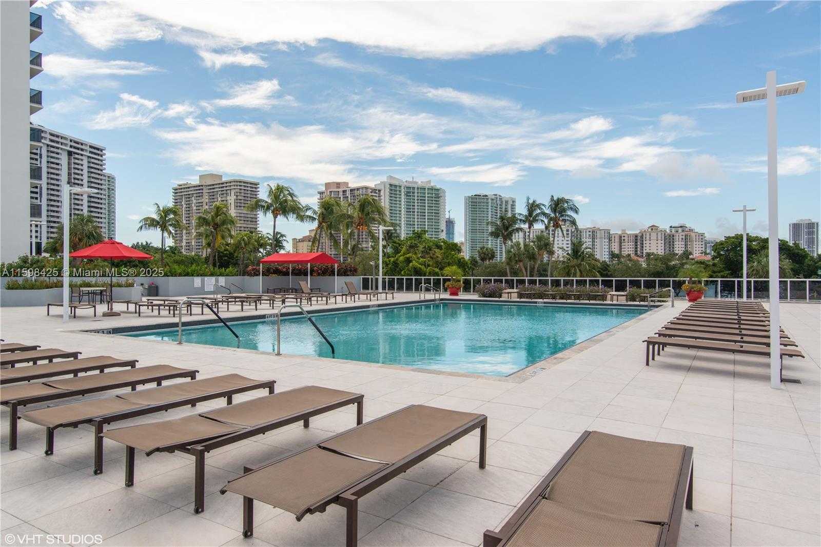 Small Image of 3675 NORTH COUNTRY CLUB DR #2502, Aventura Number 16