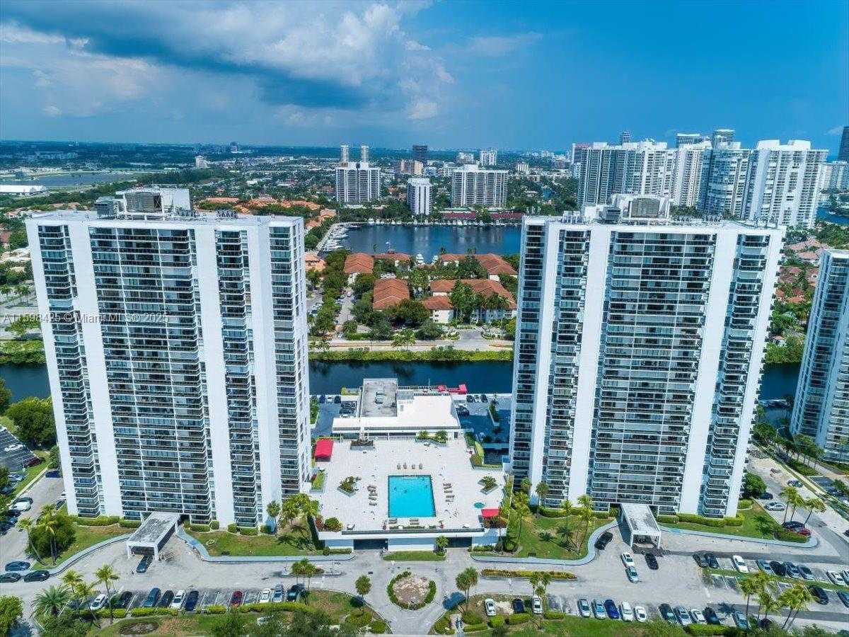 Small Image of 3675 NORTH COUNTRY CLUB DR #2502, Aventura Number 26