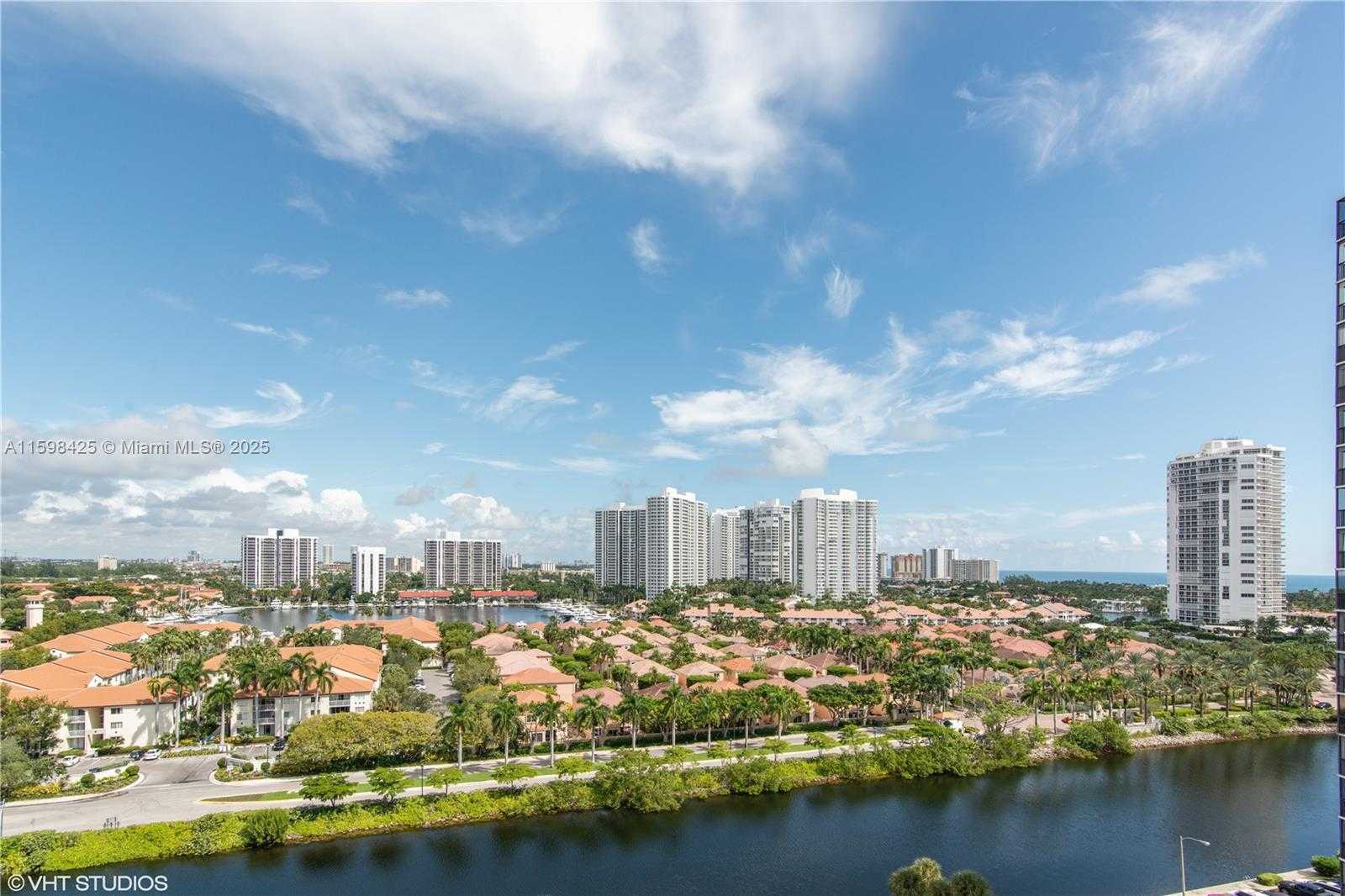 Small Image of 3675 NORTH COUNTRY CLUB DR #2502, Aventura Number 27